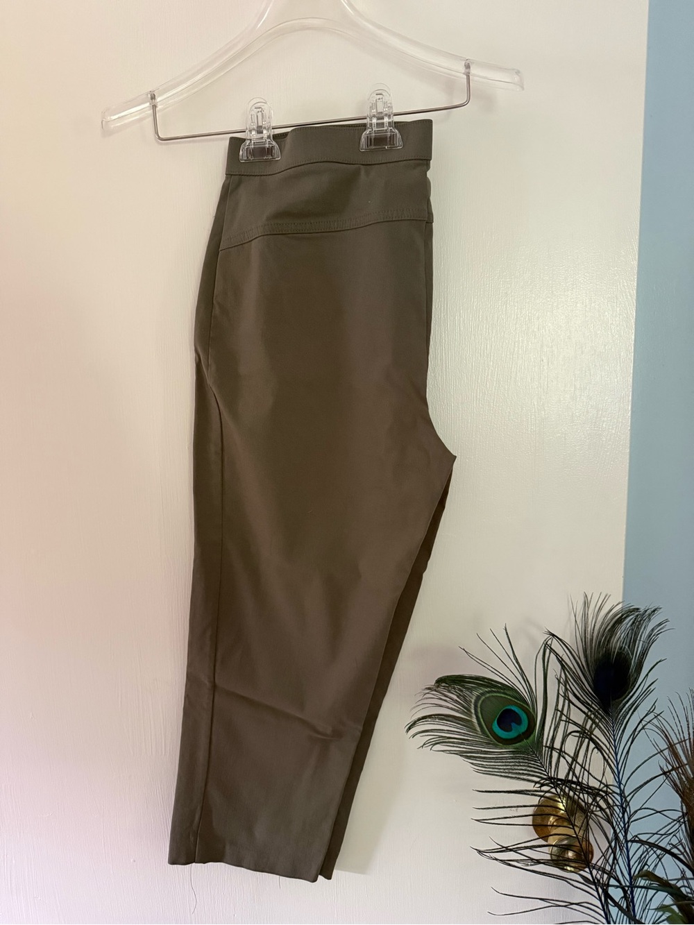 Zac & Rachel Olive Capris